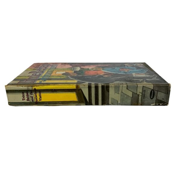 Trixie Belden & The Mysterious Visitor by Julie Campbell 1954 Hardcover Book - Picture 2 of 4